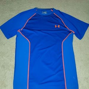 Medium Under Armour t-shirt
